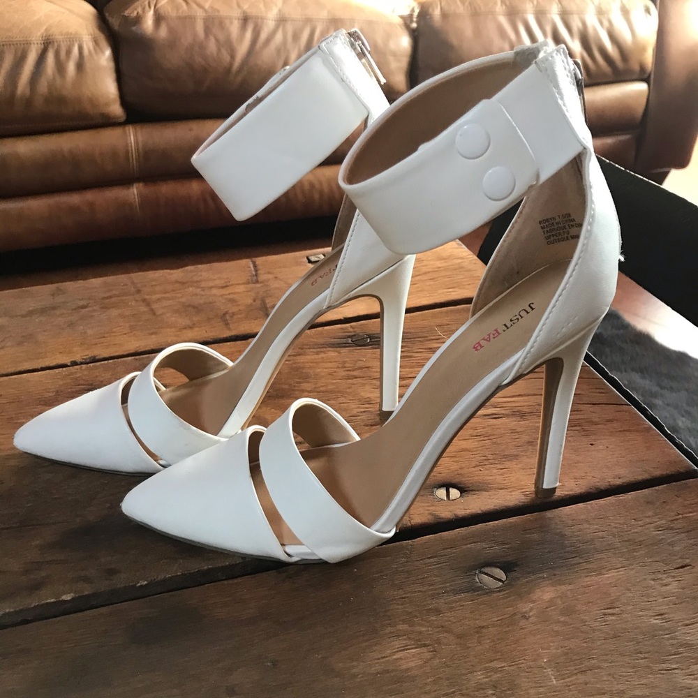 JustFab White High heels